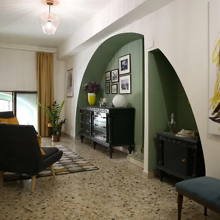 Casa Famoso بيت للعطل *