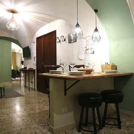 Casa Famoso * كاتانيا